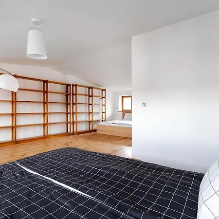 Huge & Luxury House - 6 Floors- 6 Bedrooms - Center Villa
