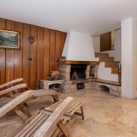Huge & Luxury House - 6 Floors- 6 Bedrooms - Center Villa Warszawa